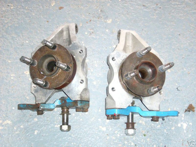 gal/More_Ford_GpA_Vol2/909_front_hubs.JPG